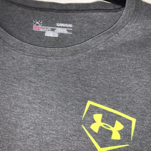 3/$20🔥Grey Under Armour Tee - Picture 2 of 4